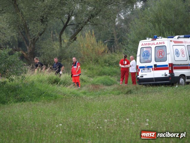 Zdjęcie w galerii na portalu naszraciborz.pl: Mężczyzna utonął w starej Odrze wiadomości z regionu