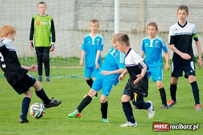 Zdjęcie w galerii na portalu naszraciborz.pl: Waleczna gra Pawłowa. Trzy punkty Borucina wiadomości z regionu