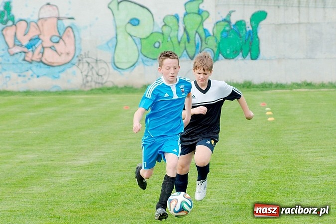 Zdjęcie w galerii na portalu naszraciborz.pl: Waleczna gra Pawłowa. Trzy punkty Borucina wiadomości z regionu