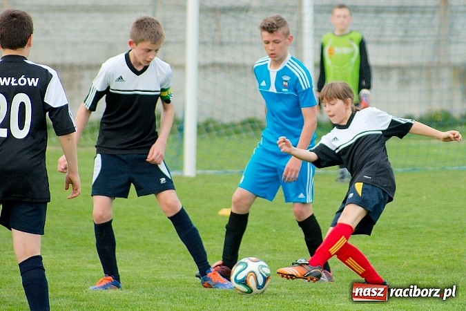 Zdjęcie w galerii na portalu naszraciborz.pl: Waleczna gra Pawłowa. Trzy punkty Borucina wiadomości z regionu