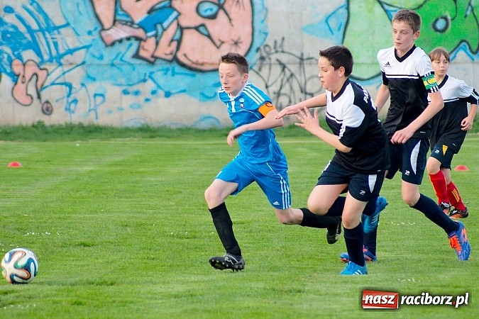 Zdjęcie w galerii na portalu naszraciborz.pl: Waleczna gra Pawłowa. Trzy punkty Borucina wiadomości z regionu