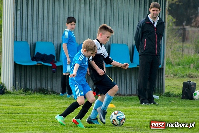 Zdjęcie w galerii na portalu naszraciborz.pl: Waleczna gra Pawłowa. Trzy punkty Borucina wiadomości z regionu