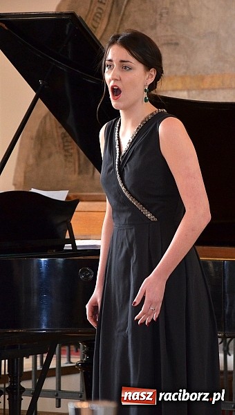 Zdjęcie w galerii na portalu naszraciborz.pl: Twarzą w twarz - nowa wystawa w Muzeum wiadomości z regionu