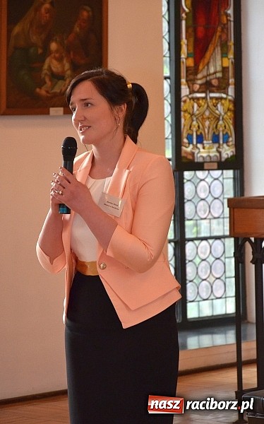 Zdjęcie w galerii na portalu naszraciborz.pl: Twarzą w twarz - nowa wystawa w Muzeum wiadomości z regionu