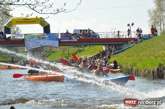Zdjęcie w galerii na portalu naszraciborz.pl: Rekordowe VI Wielkie Sprzątanie Rzeki Rudy z Podróżnikiem Roku National Geographic wiadomości z regionu