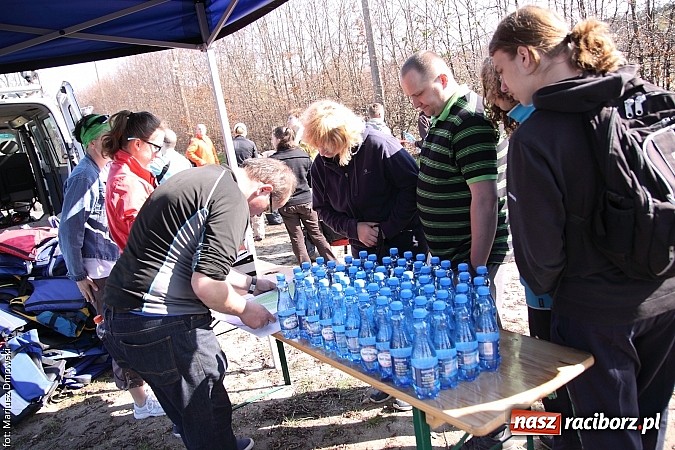 Zdjęcie w galerii na portalu naszraciborz.pl: VI Sprzątanie Rzeki Rudy - znajdź się na zdjęciu wiadomości z regionu