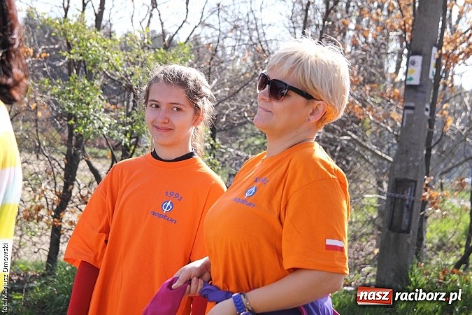 Zdjęcie w galerii na portalu naszraciborz.pl: VI Sprzątanie Rzeki Rudy - znajdź się na zdjęciu wiadomości z regionu