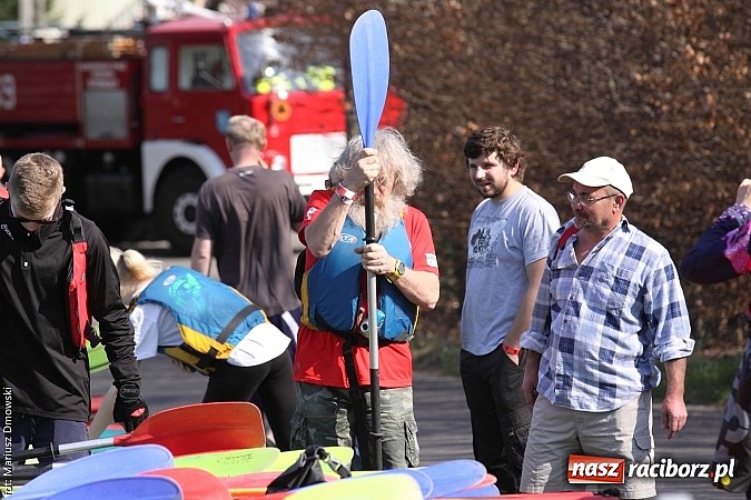 Zdjęcie w galerii na portalu naszraciborz.pl: VI Sprzątanie Rzeki Rudy - znajdź się na zdjęciu wiadomości z regionu