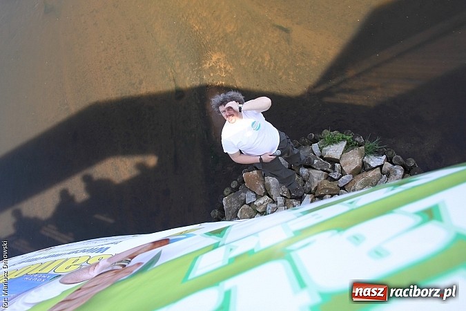 Zdjęcie w galerii na portalu naszraciborz.pl: VI Sprzątanie Rzeki Rudy - znajdź się na zdjęciu wiadomości z regionu