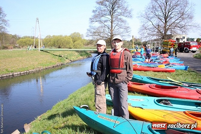 Zdjęcie w galerii na portalu naszraciborz.pl: VI Sprzątanie Rzeki Rudy - znajdź się na zdjęciu wiadomości z regionu