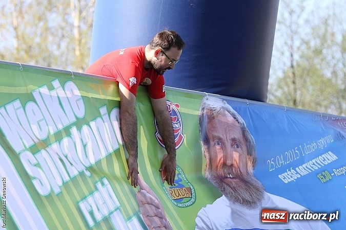 Zdjęcie w galerii na portalu naszraciborz.pl: VI Sprzątanie Rzeki Rudy - znajdź się na zdjęciu wiadomości z regionu