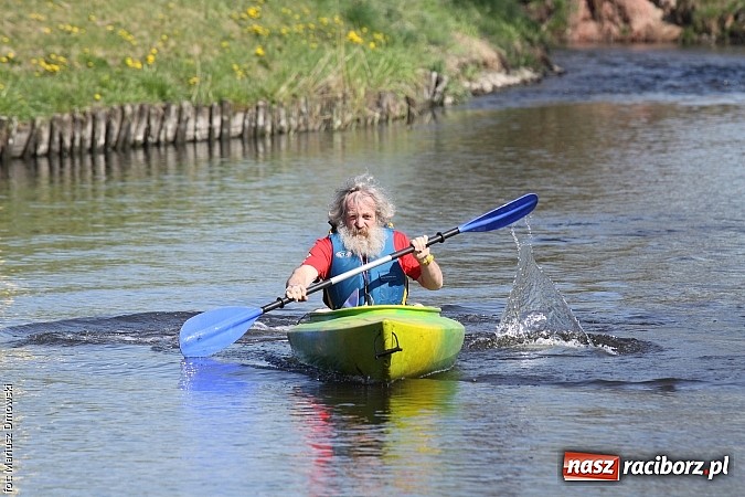 Zdjęcie w galerii na portalu naszraciborz.pl: VI Sprzątanie Rzeki Rudy - znajdź się na zdjęciu wiadomości z regionu