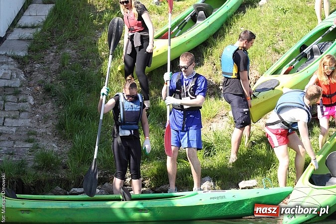 Zdjęcie w galerii na portalu naszraciborz.pl: VI Sprzątanie Rzeki Rudy - znajdź się na zdjęciu wiadomości z regionu