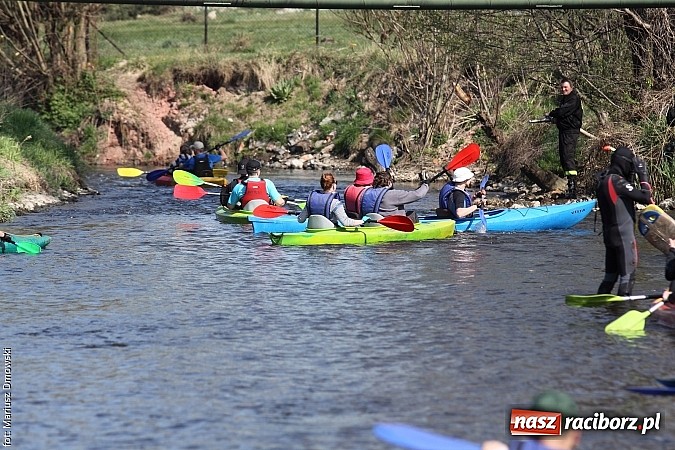 Zdjęcie w galerii na portalu naszraciborz.pl: VI Sprzątanie Rzeki Rudy - znajdź się na zdjęciu wiadomości z regionu
