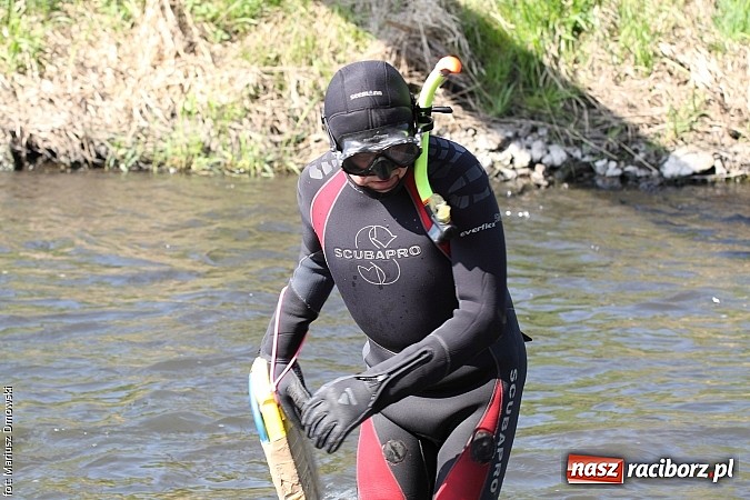 Zdjęcie w galerii na portalu naszraciborz.pl: VI Sprzątanie Rzeki Rudy - znajdź się na zdjęciu wiadomości z regionu