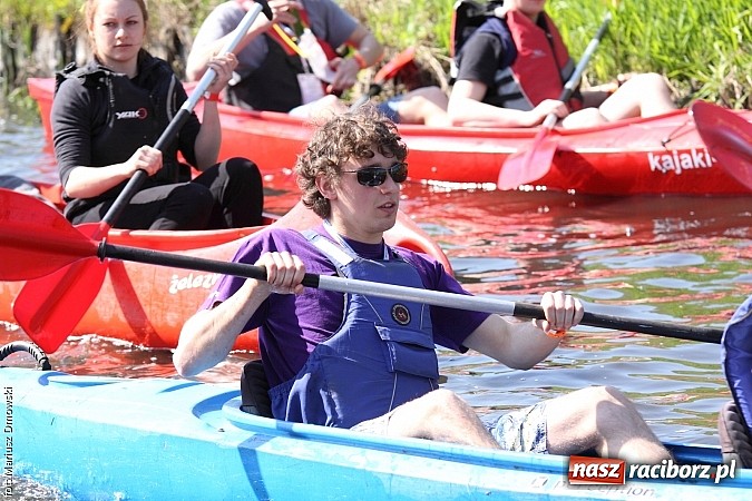 Zdjęcie w galerii na portalu naszraciborz.pl: VI Sprzątanie Rzeki Rudy - znajdź się na zdjęciu wiadomości z regionu