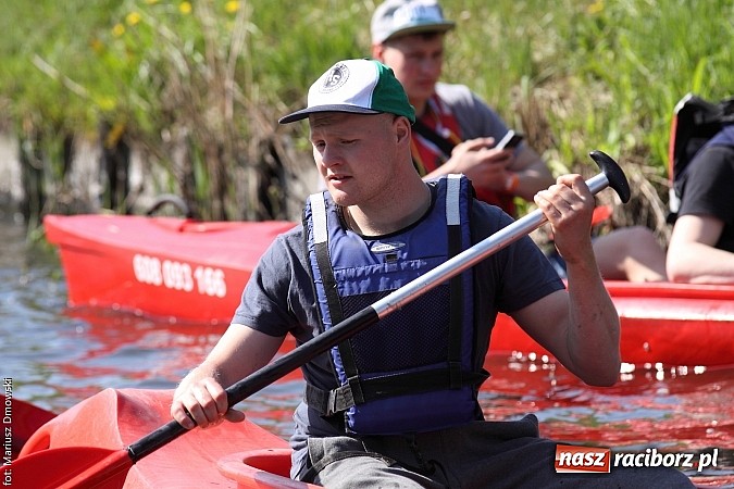 Zdjęcie w galerii na portalu naszraciborz.pl: VI Sprzątanie Rzeki Rudy - znajdź się na zdjęciu wiadomości z regionu