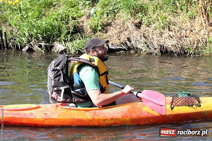 Zdjęcie w galerii na portalu naszraciborz.pl: VI Sprzątanie Rzeki Rudy - znajdź się na zdjęciu wiadomości z regionu