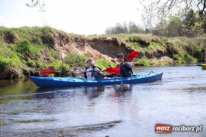 Zdjęcie w galerii na portalu naszraciborz.pl: VI Sprzątanie Rzeki Rudy - znajdź się na zdjęciu wiadomości z regionu