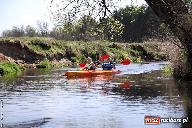 Zdjęcie w galerii na portalu naszraciborz.pl: VI Sprzątanie Rzeki Rudy - znajdź się na zdjęciu wiadomości z regionu