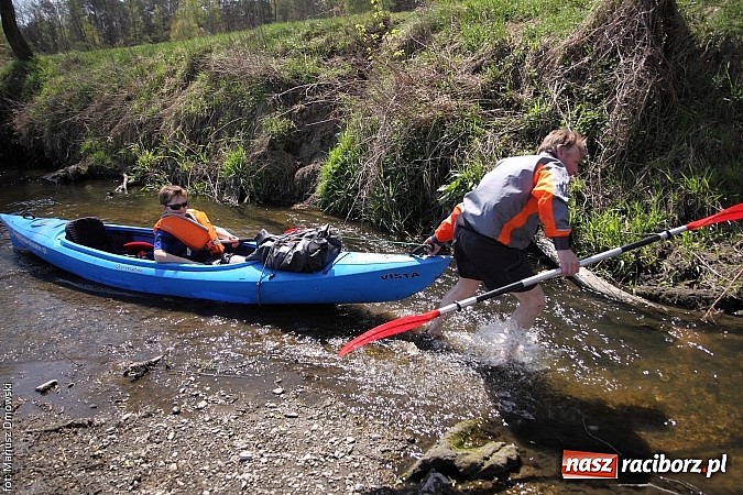 Zdjęcie w galerii na portalu naszraciborz.pl: VI Sprzątanie Rzeki Rudy - znajdź się na zdjęciu wiadomości z regionu