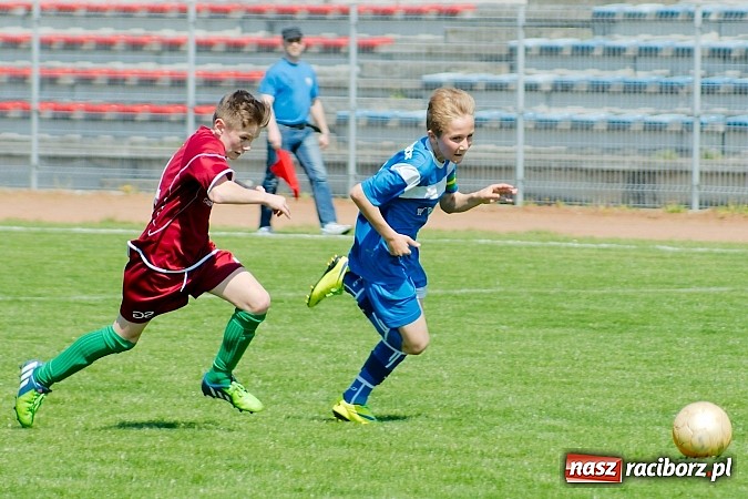 Zdjęcie w galerii na portalu naszraciborz.pl: Kanonada przy Zamkowej. Starcie Unii z Żorami na remis wiadomości z regionu