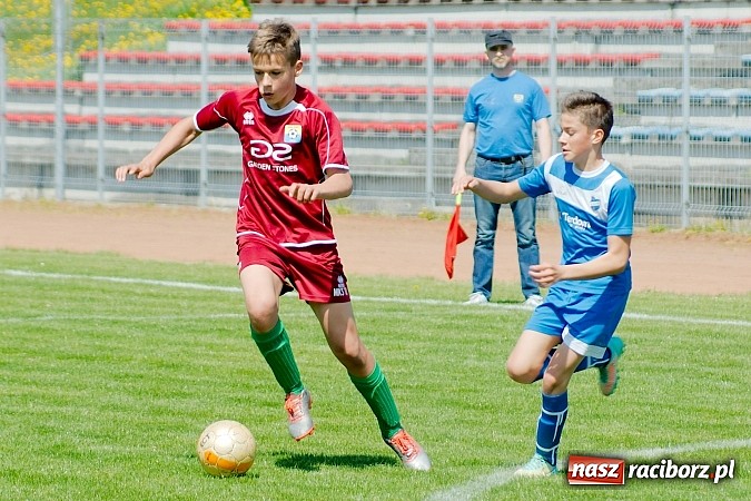 Zdjęcie w galerii na portalu naszraciborz.pl: Kanonada przy Zamkowej. Starcie Unii z Żorami na remis wiadomości z regionu