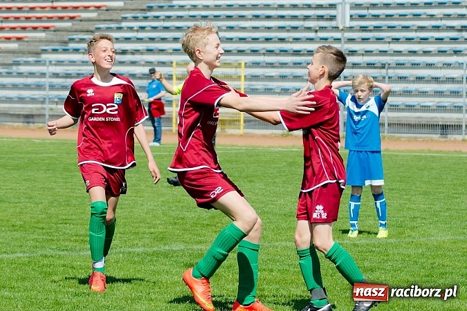 Zdjęcie w galerii na portalu naszraciborz.pl: Kanonada przy Zamkowej. Starcie Unii z Żorami na remis wiadomości z regionu