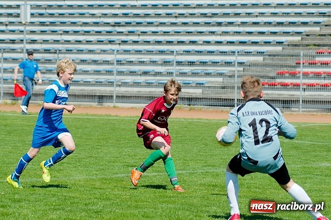 Zdjęcie w galerii na portalu naszraciborz.pl: Kanonada przy Zamkowej. Starcie Unii z Żorami na remis wiadomości z regionu