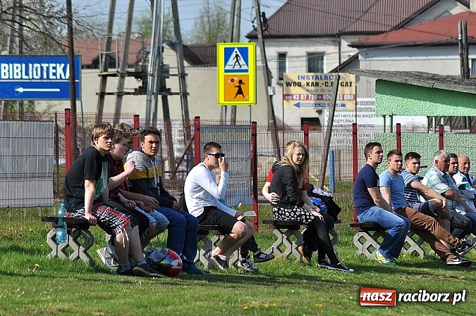 Zdjęcie w galerii na portalu naszraciborz.pl: Lider z Borucina przegrał w Czernicy wiadomości z regionu