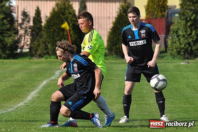 Zdjęcie w galerii na portalu naszraciborz.pl: Lider z Borucina przegrał w Czernicy wiadomości z regionu