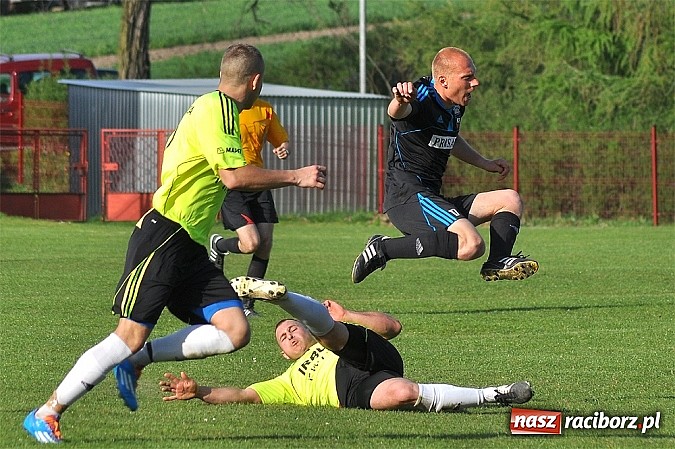 Zdjęcie w galerii na portalu naszraciborz.pl: Lider z Borucina przegrał w Czernicy wiadomości z regionu