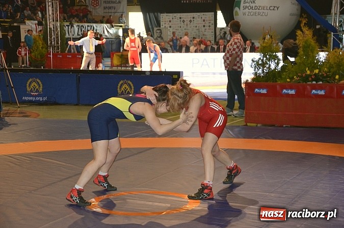 Zdjęcie w galerii na portalu naszraciborz.pl: Rewelacyjny start zapaśników Unii i Dębu na MP w zapasach  wiadomości z regionu