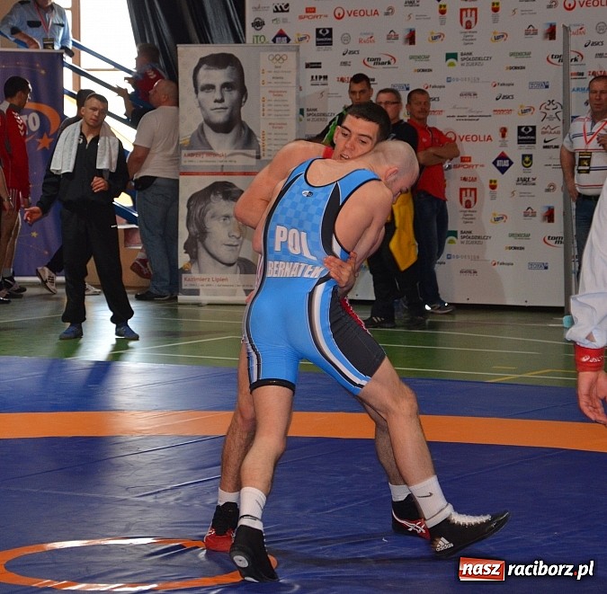 Zdjęcie w galerii na portalu naszraciborz.pl: Rewelacyjny start zapaśników Unii i Dębu na MP w zapasach  wiadomości z regionu
