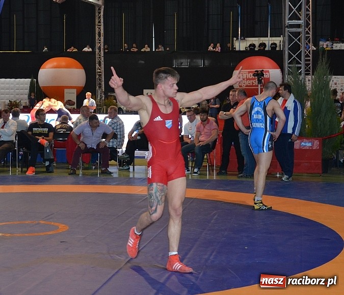 Zdjęcie w galerii na portalu naszraciborz.pl: Rewelacyjny start zapaśników Unii i Dębu na MP w zapasach  wiadomości z regionu