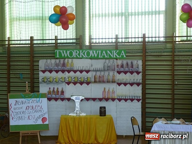 Zdjęcie w galerii na portalu naszraciborz.pl: Dzień otwarty w szkole w Tworkowie i zolyty na Śląsku wiadomości z regionu