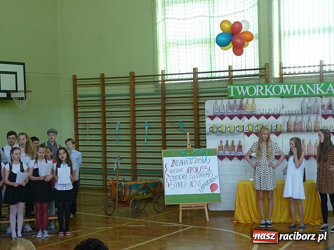 Zdjęcie w galerii na portalu naszraciborz.pl: Dzień otwarty w szkole w Tworkowie i zolyty na Śląsku wiadomości z regionu