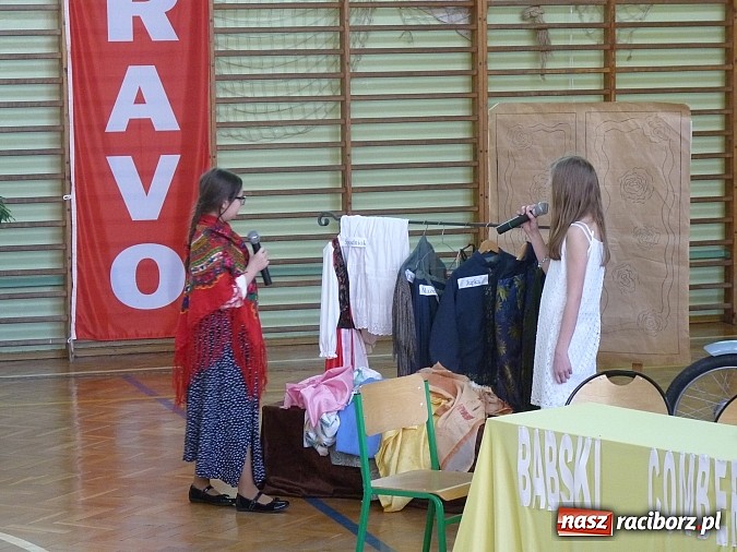 Zdjęcie w galerii na portalu naszraciborz.pl: Dzień otwarty w szkole w Tworkowie i zolyty na Śląsku wiadomości z regionu