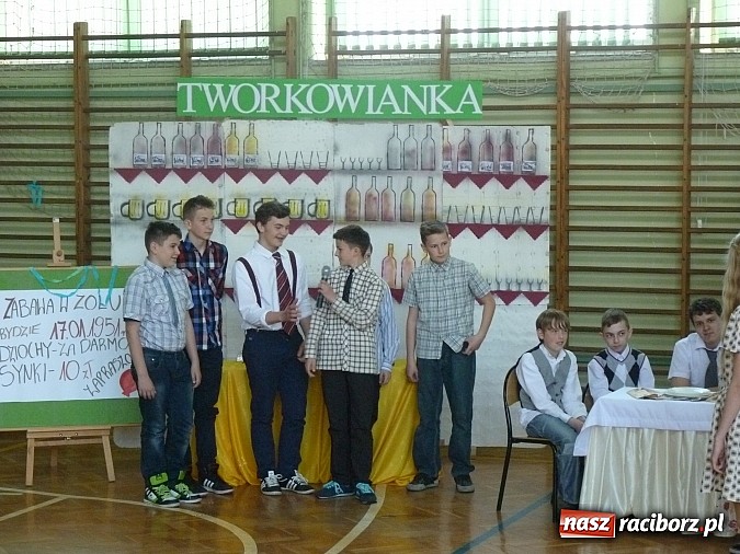 Zdjęcie w galerii na portalu naszraciborz.pl: Dzień otwarty w szkole w Tworkowie i zolyty na Śląsku wiadomości z regionu