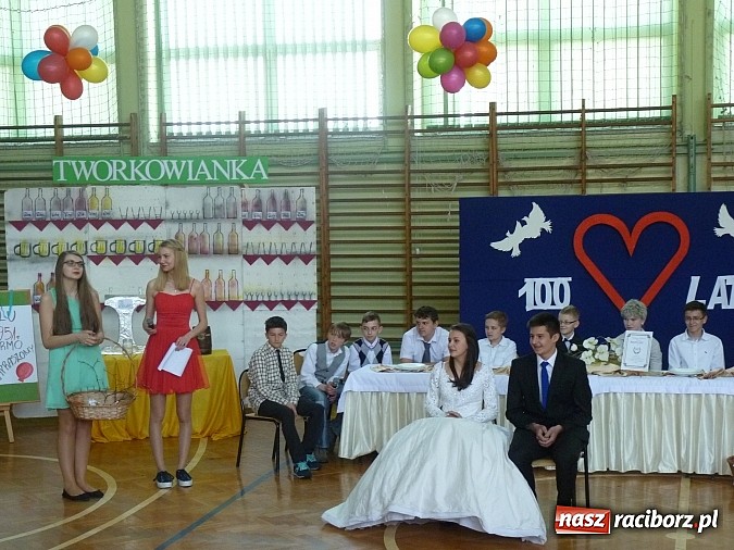 Zdjęcie w galerii na portalu naszraciborz.pl: Dzień otwarty w szkole w Tworkowie i zolyty na Śląsku wiadomości z regionu