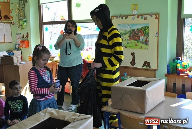 Zdjęcie w galerii na portalu naszraciborz.pl: Uczniowie Budowlanki edukują już w przedszkolu  wiadomości z regionu