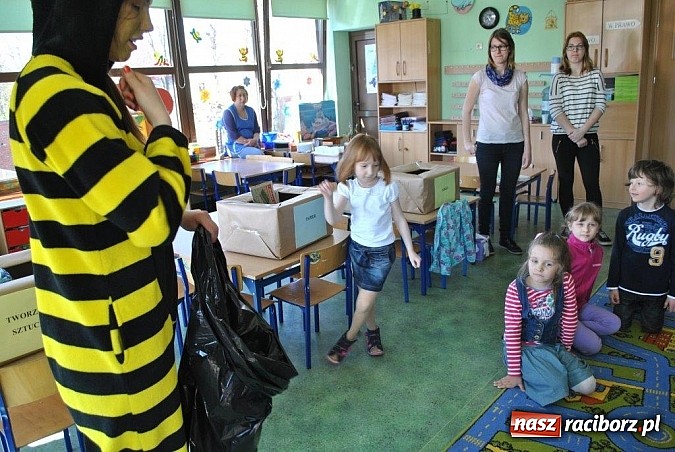 Zdjęcie w galerii na portalu naszraciborz.pl: Uczniowie Budowlanki edukują już w przedszkolu  wiadomości z regionu