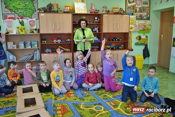 Zdjęcie w galerii na portalu naszraciborz.pl: Uczniowie Budowlanki edukują już w przedszkolu  wiadomości z regionu