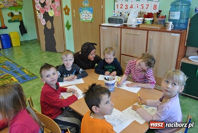 Zdjęcie w galerii na portalu naszraciborz.pl: Uczniowie Budowlanki edukują już w przedszkolu  wiadomości z regionu