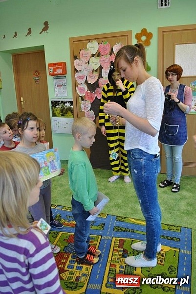 Zdjęcie w galerii na portalu naszraciborz.pl: Uczniowie Budowlanki edukują już w przedszkolu  wiadomości z regionu