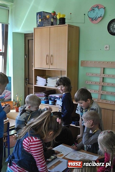 Zdjęcie w galerii na portalu naszraciborz.pl: Uczniowie Budowlanki edukują już w przedszkolu  wiadomości z regionu