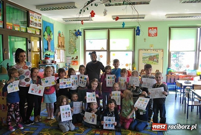 Zdjęcie w galerii na portalu naszraciborz.pl: Uczniowie Budowlanki edukują już w przedszkolu  wiadomości z regionu