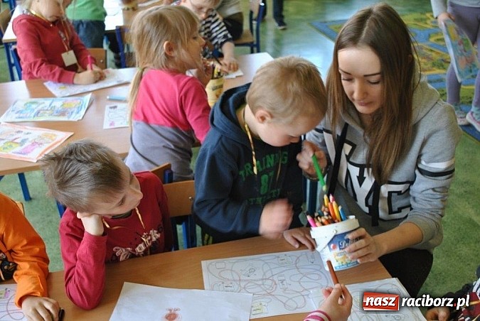 Zdjęcie w galerii na portalu naszraciborz.pl: Uczniowie Budowlanki edukują już w przedszkolu  wiadomości z regionu