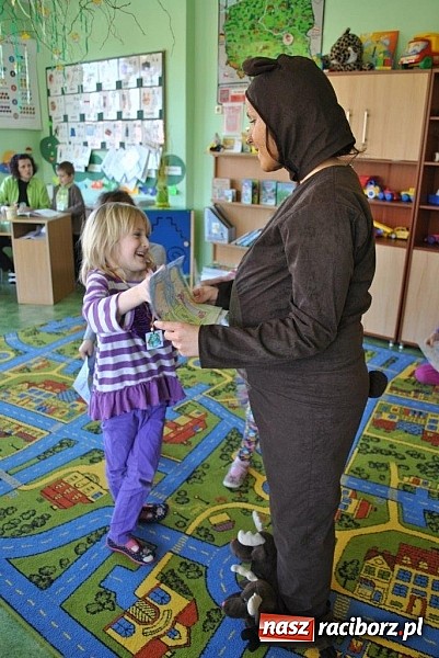 Zdjęcie w galerii na portalu naszraciborz.pl: Uczniowie Budowlanki edukują już w przedszkolu  wiadomości z regionu