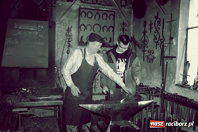 Zdjęcie w galerii na portalu naszraciborz.pl: Twój zawód brzmi znajomo wiadomości z regionu